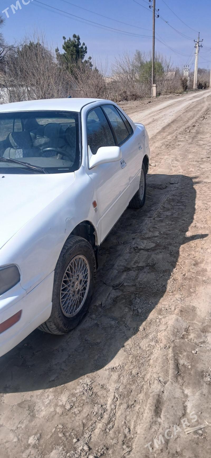 Toyota Camry 1992 - 85 000 TMT - Халач - img 1