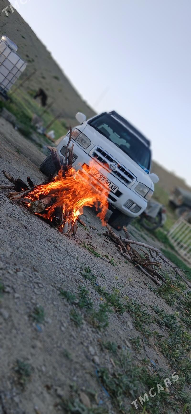 Nissan Pathfinder 2003 - 140 000 TMT - Aşgabat - img 1