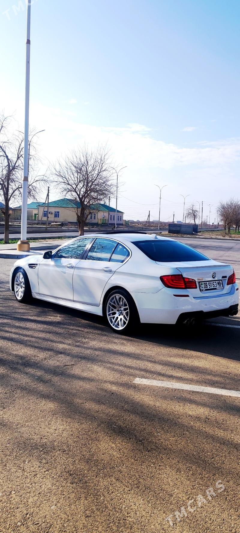 BMW F10 2011 - 269 000 TMT - Mary - img 1