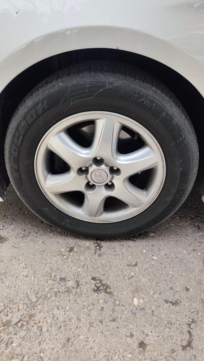 teker 215/60/16 3 000 TMT - Änew - img 1