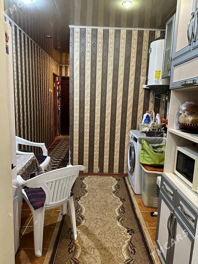 Ipoteka 10mkr 4/3 etaz - 10 mkr - img 1