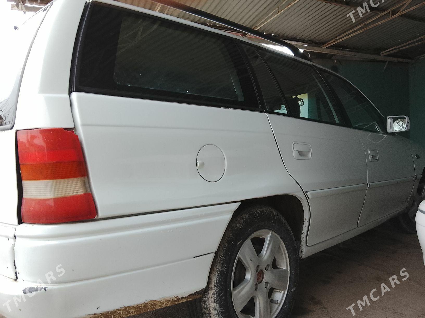 Opel Astra 1996 - 35 000 TMT - Бахарден - img 1