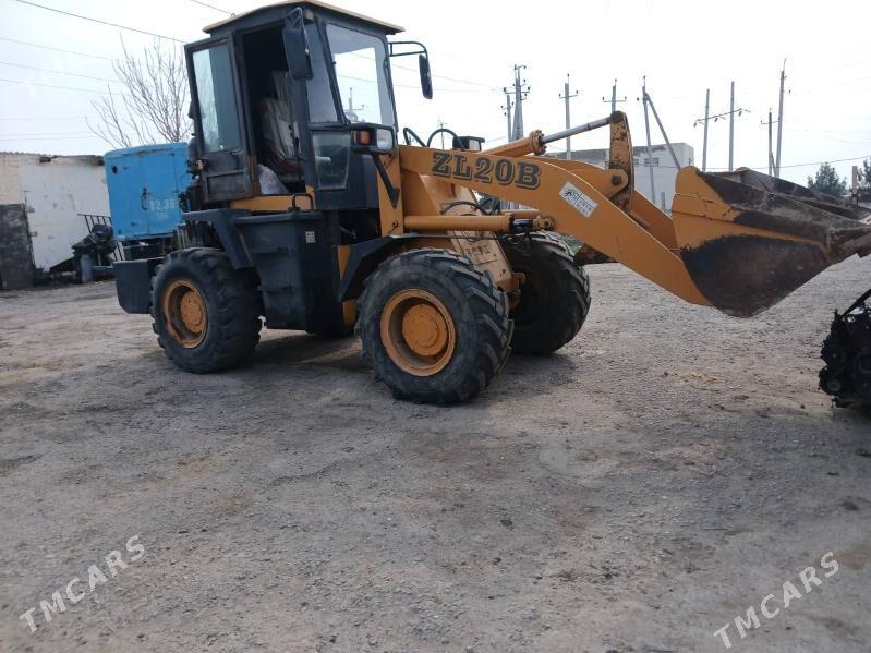 XCMG ZL50 2010 - 180 000 TMT - Чарджоу - img 1