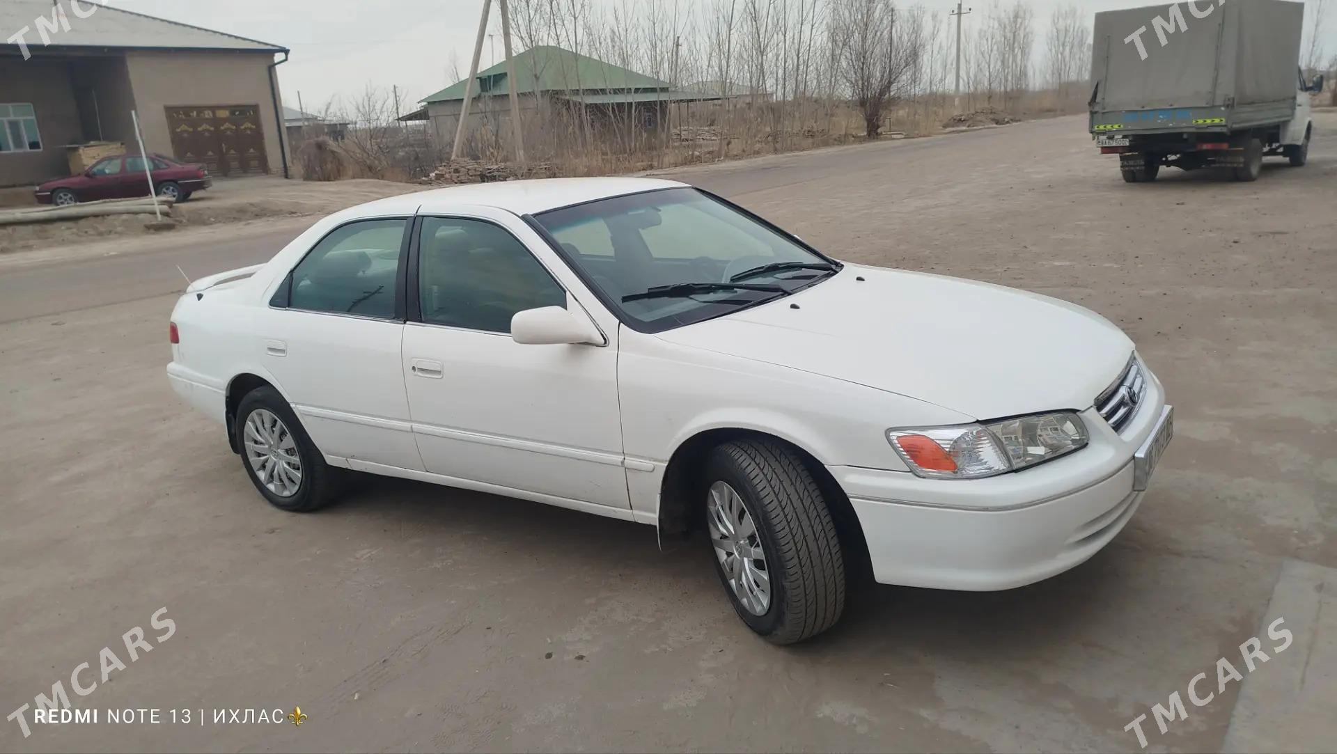 Toyota Camry 2000 - 130 000 TMT - Şabat etr. - img 1