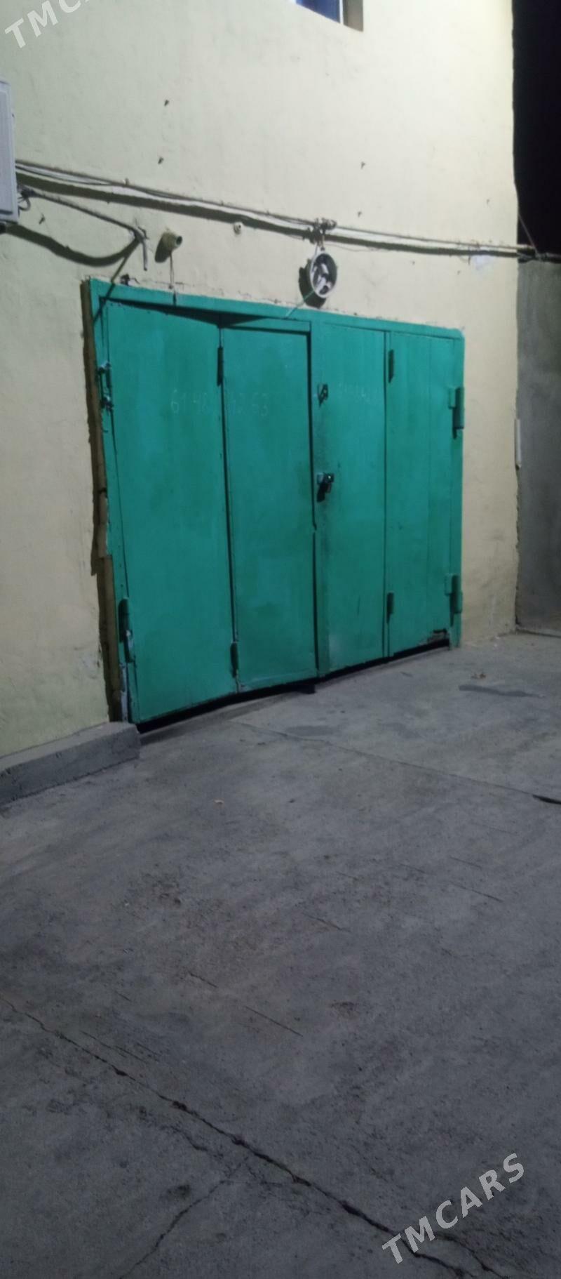 Arenda ýer kamerski - Hitrowka - img 1