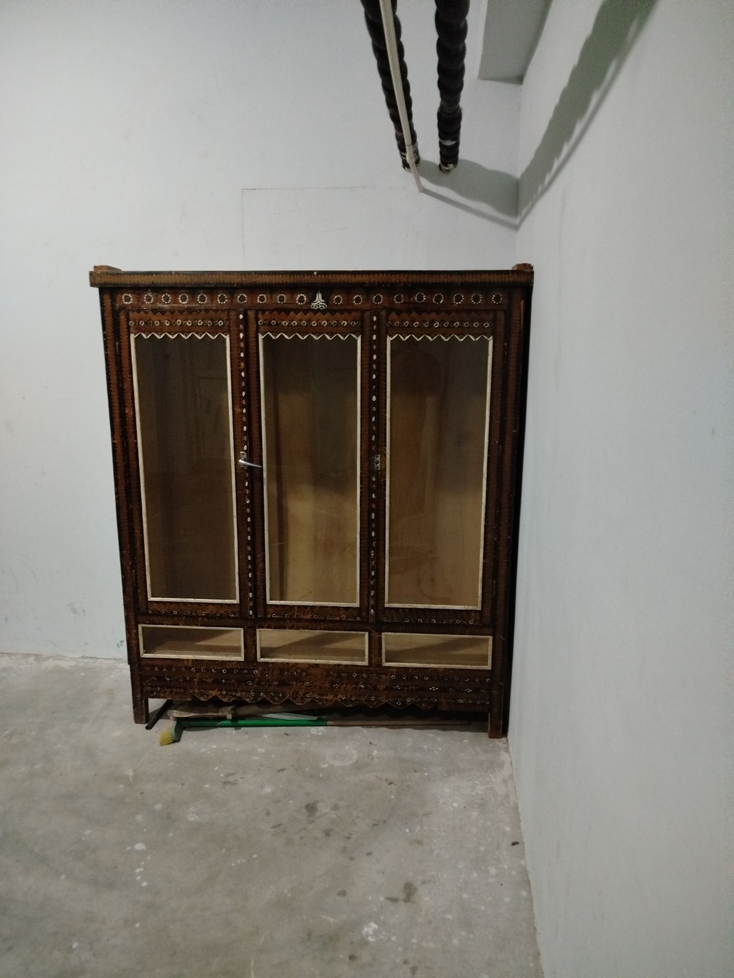 Ýogran düşek örýän şfaner - Aşgabat - img 1