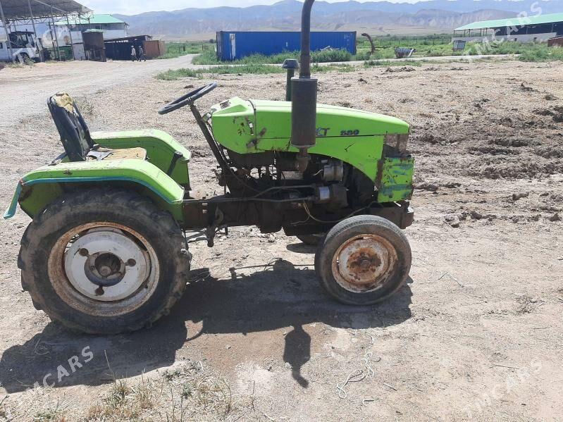 MTZ 80 2015 - 25 000 TMT - Ak bugdaý etraby - img 1