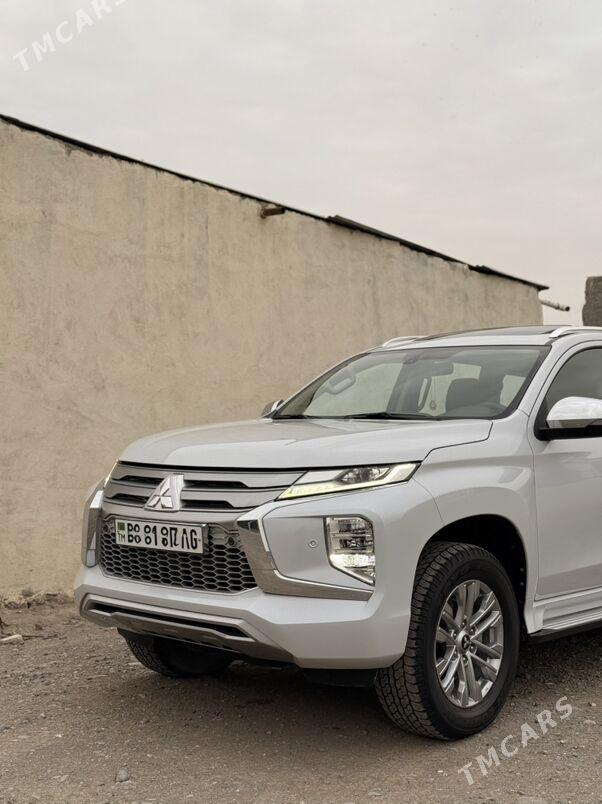 Mitsubishi Pajero 2020 - 500 000 TMT - Чоганлы - img 1