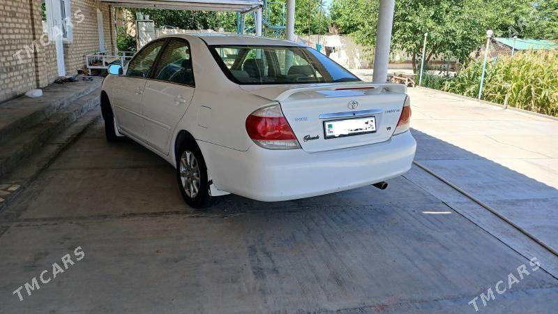 Toyota Camry 2003 - 170 000 TMT - Ёлётен - img 1