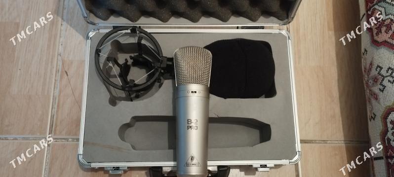 b-2 pro studiýa mikrofon - Бедев - img 1