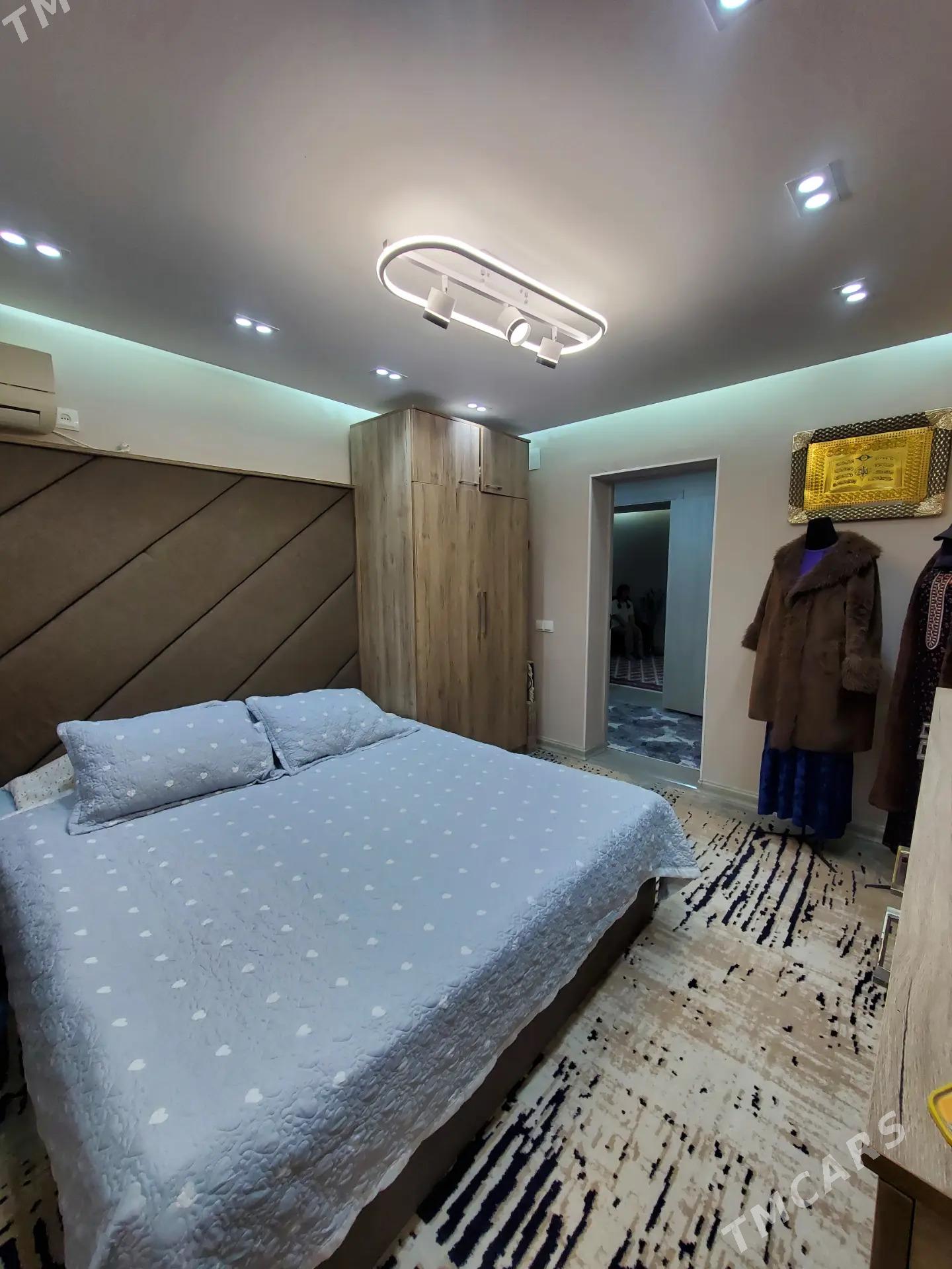 2KOMNAT 30MKR SATLK JAY - 30 мкр - img 1