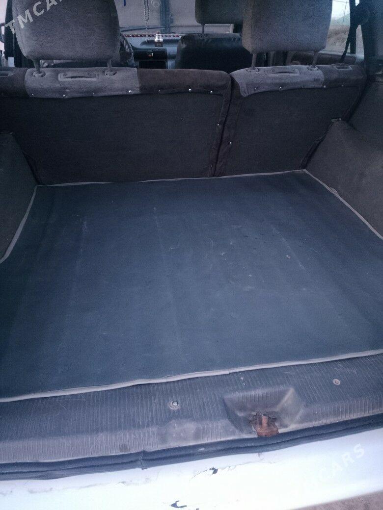 Opel Astra 1993 - 50 000 TMT - Гурбансолтан Едже - img 1