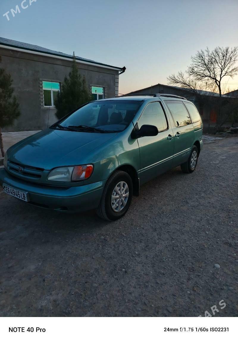 Toyota Sienna 1999 - 136 000 TMT - Дянев - img 1