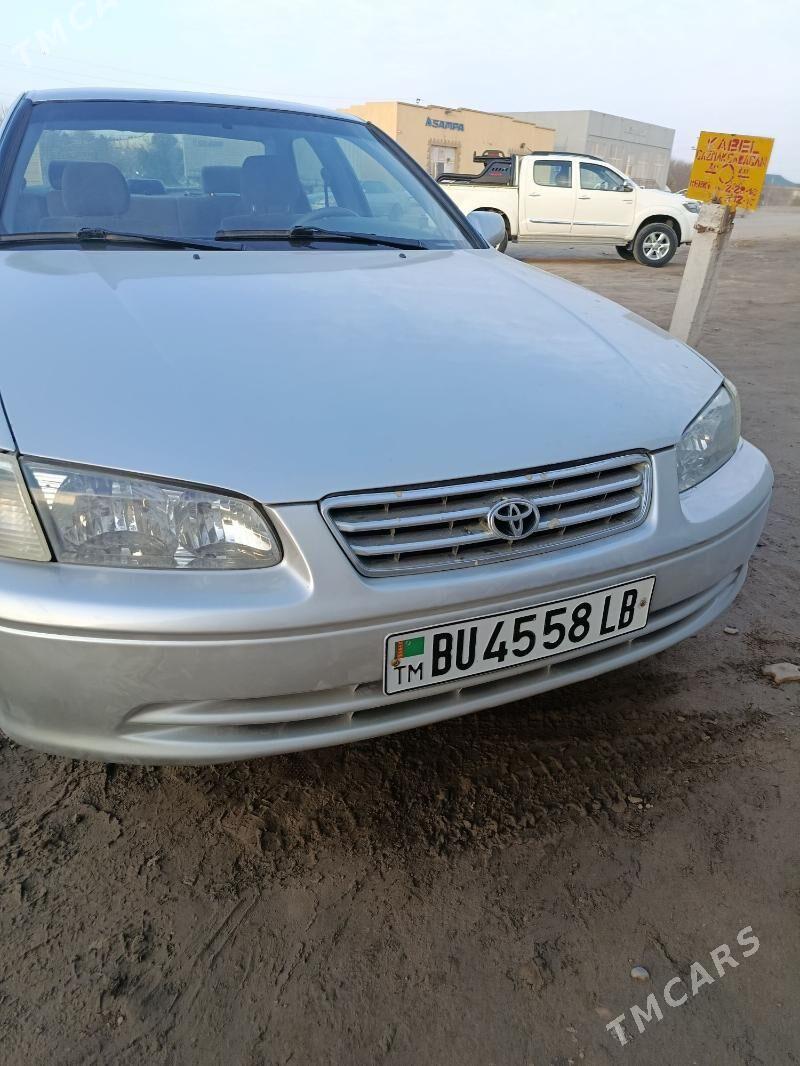 Toyota Camry 2001 - 157 000 TMT - Керки - img 1