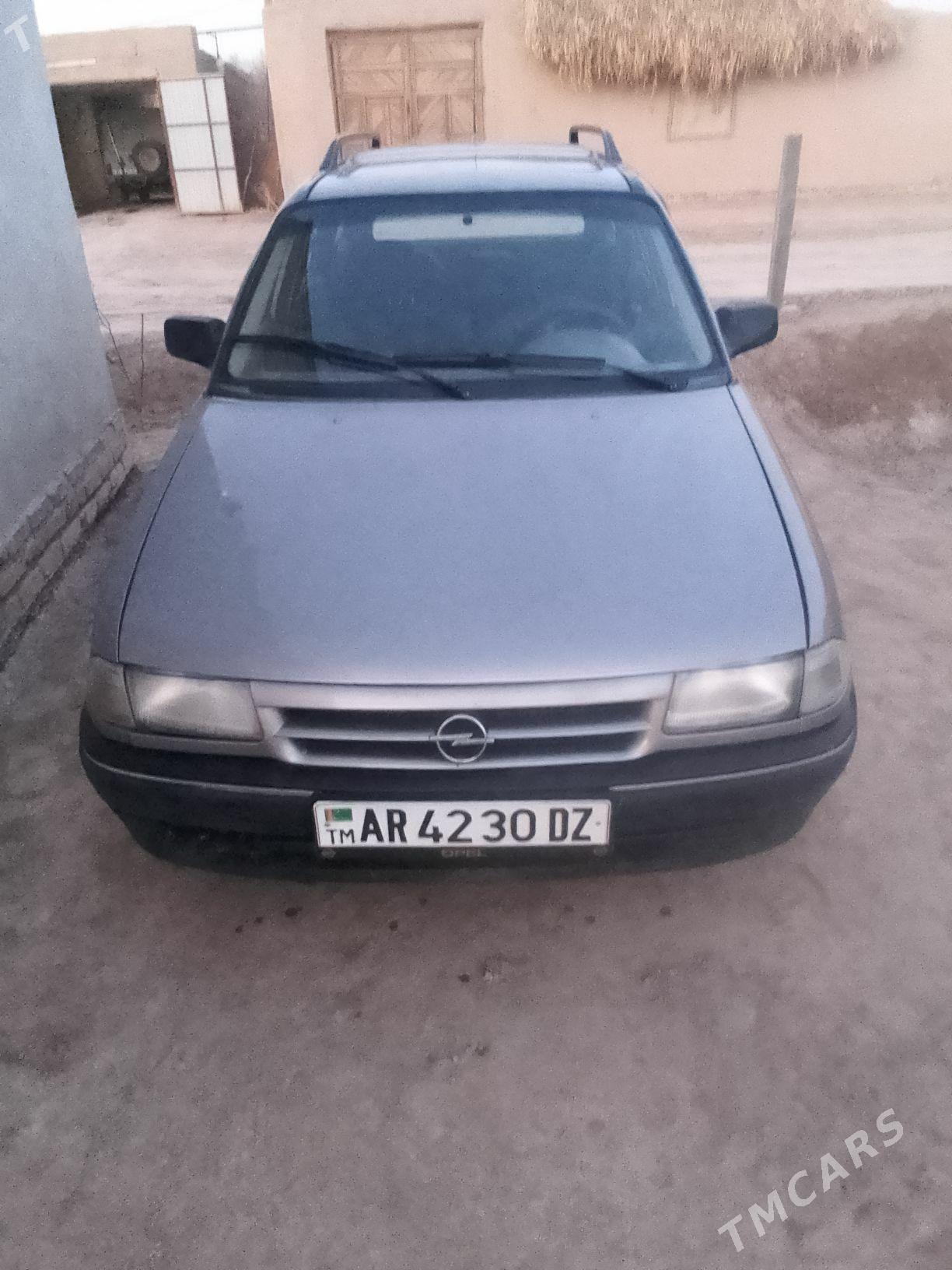 Opel Astra 1993 - 30 000 TMT - Шабатский этрап - img 1
