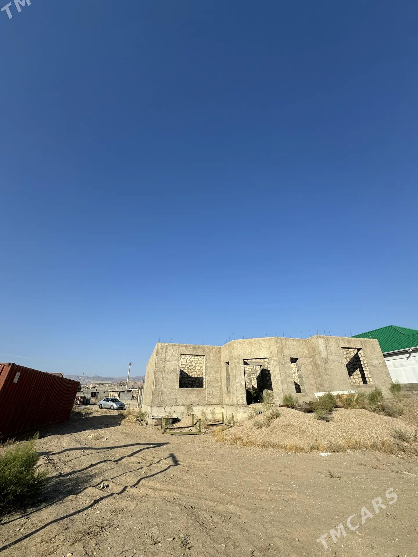 Satlyk jay Karer 1 - Балканабат - img 1