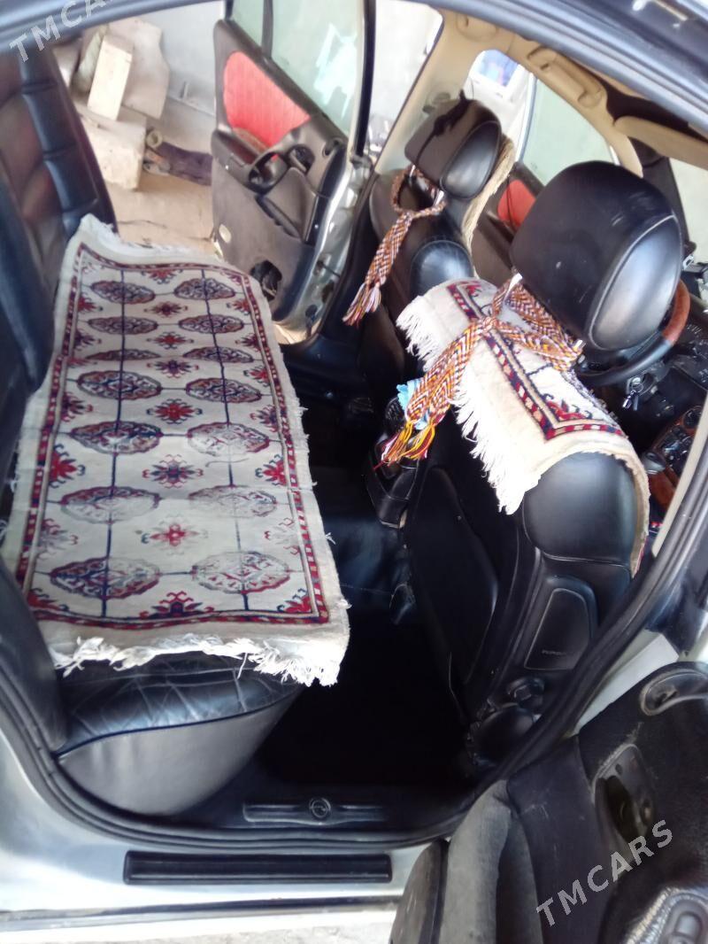 Opel Omega 1998 - 40 000 TMT - Огуз хан - img 1