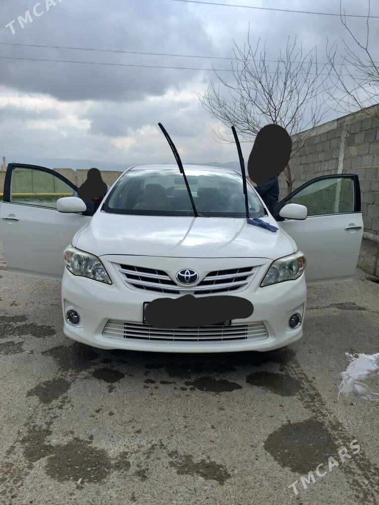Toyota Corolla 2013 - 200 000 TMT - Аркадаг - img 1