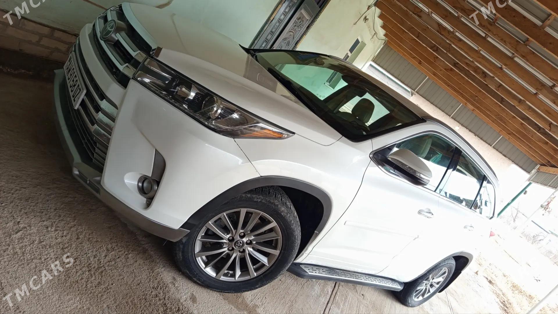 Toyota Highlander 2018 - 535 000 TMT - Türkmenbaşy etr. - img 1