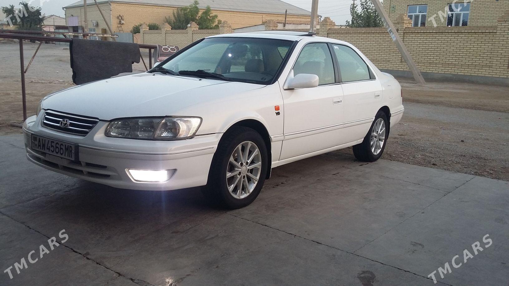 Toyota Camry 1998 - 170 000 TMT - Mary - img 1