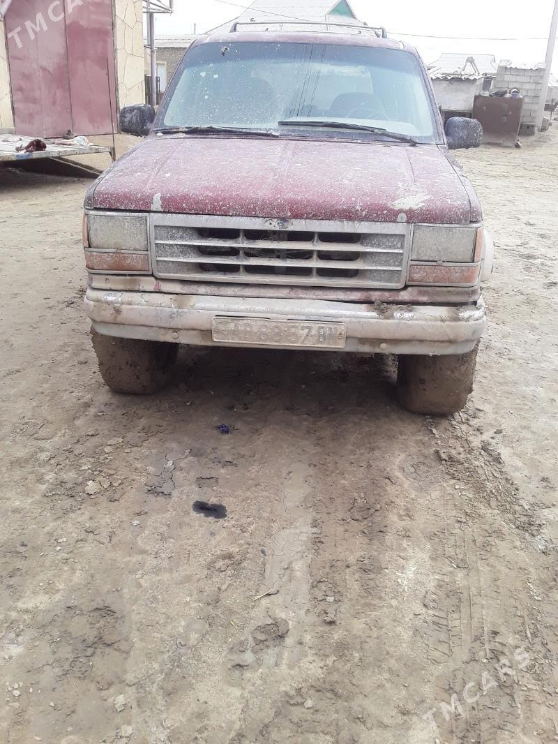 Ford Explorer 1997 - 25 000 TMT - Etrek - img 1