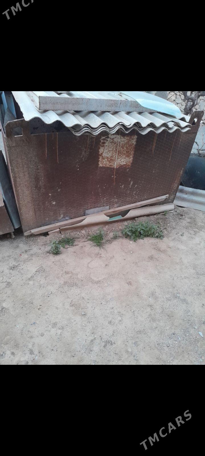 Demir boçga - Ашхабад - img 1