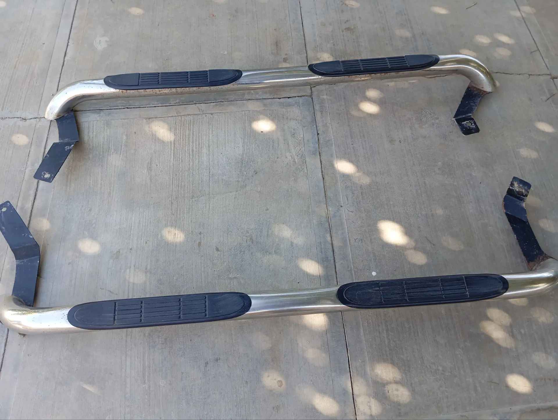 Подножка 2 000 TMT - Saýat - img 1