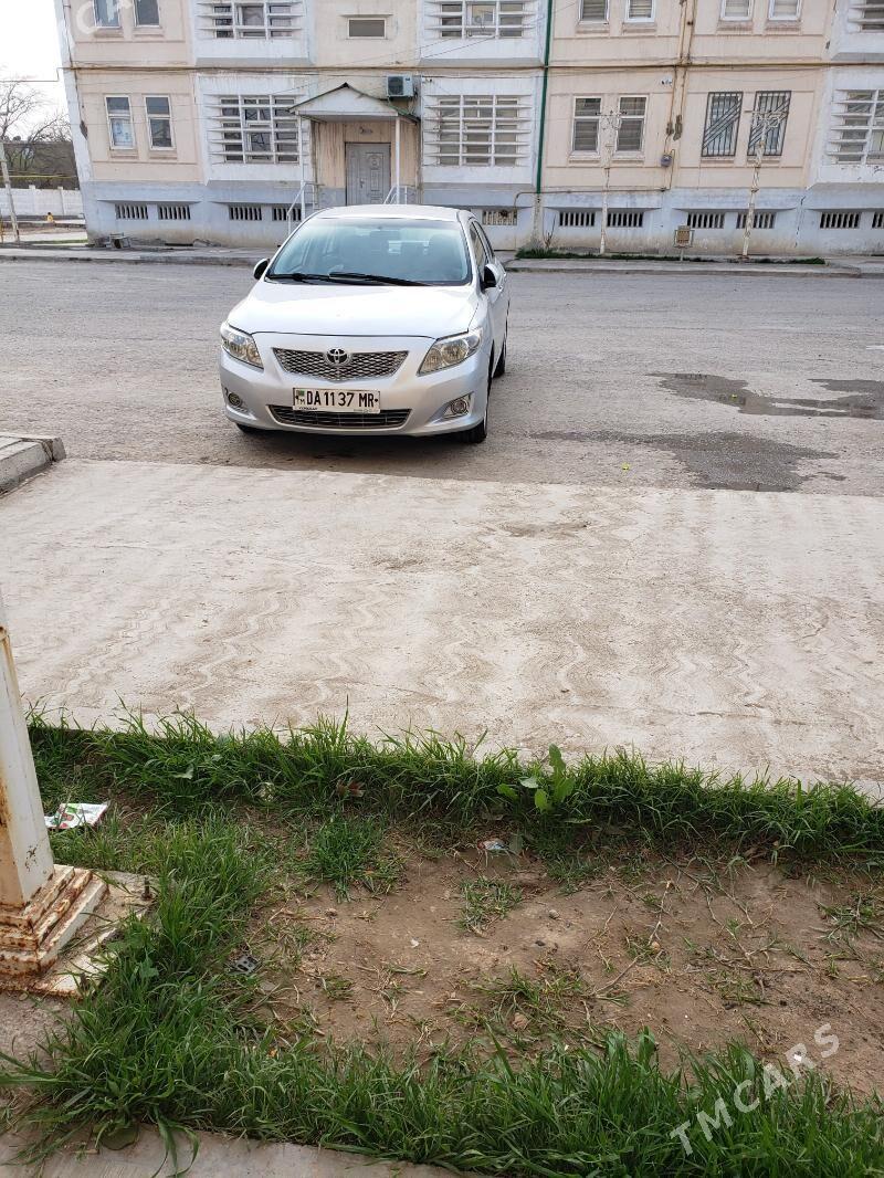 Toyota Corolla 2009 - 140 000 TMT - Мары - img 1