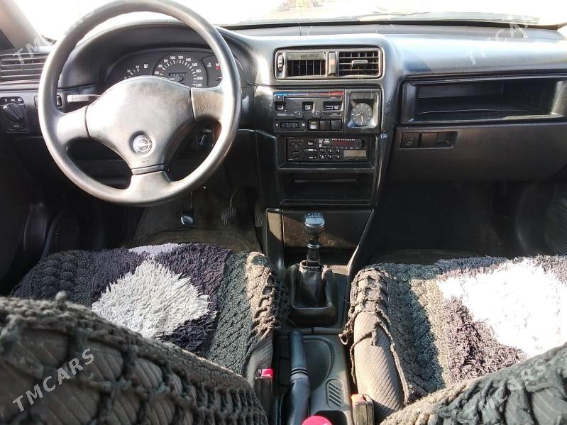 Opel Vectra 1991 - 40 000 TMT - Керки - img 1