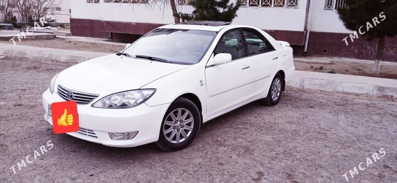 Toyota Camry 2002 - 230 000 TMT - Мары - img 1