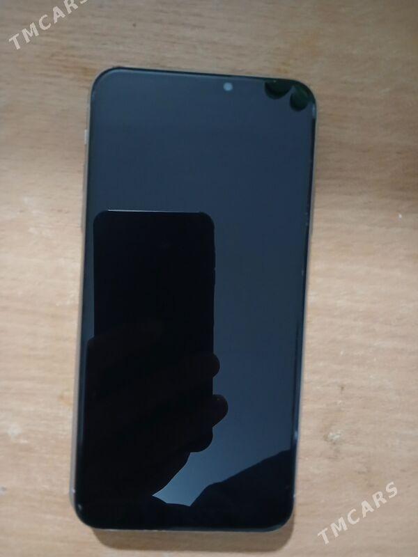 iPhone 11pro Max - Mary - img 1