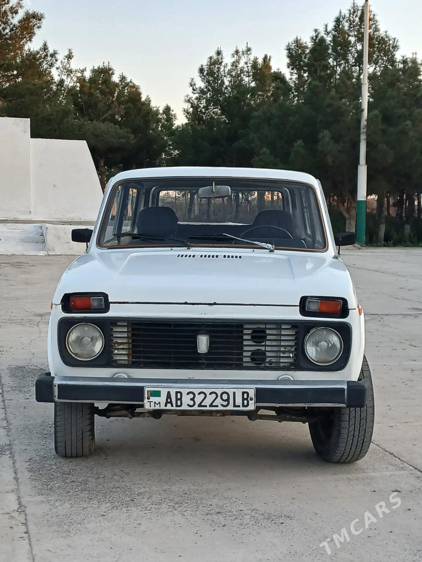 Lada Niva 1983 - 36 000 TMT - Dänew - img 1