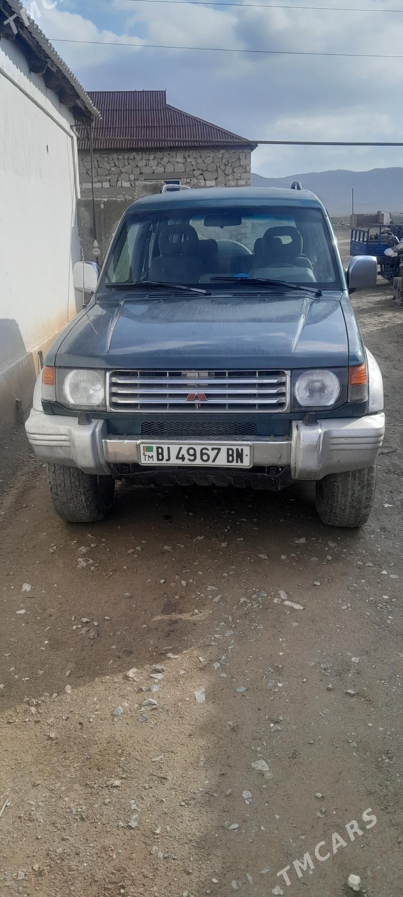 Mitsubishi Pajero 1995 - 55 000 TMT - Берекет - img 1