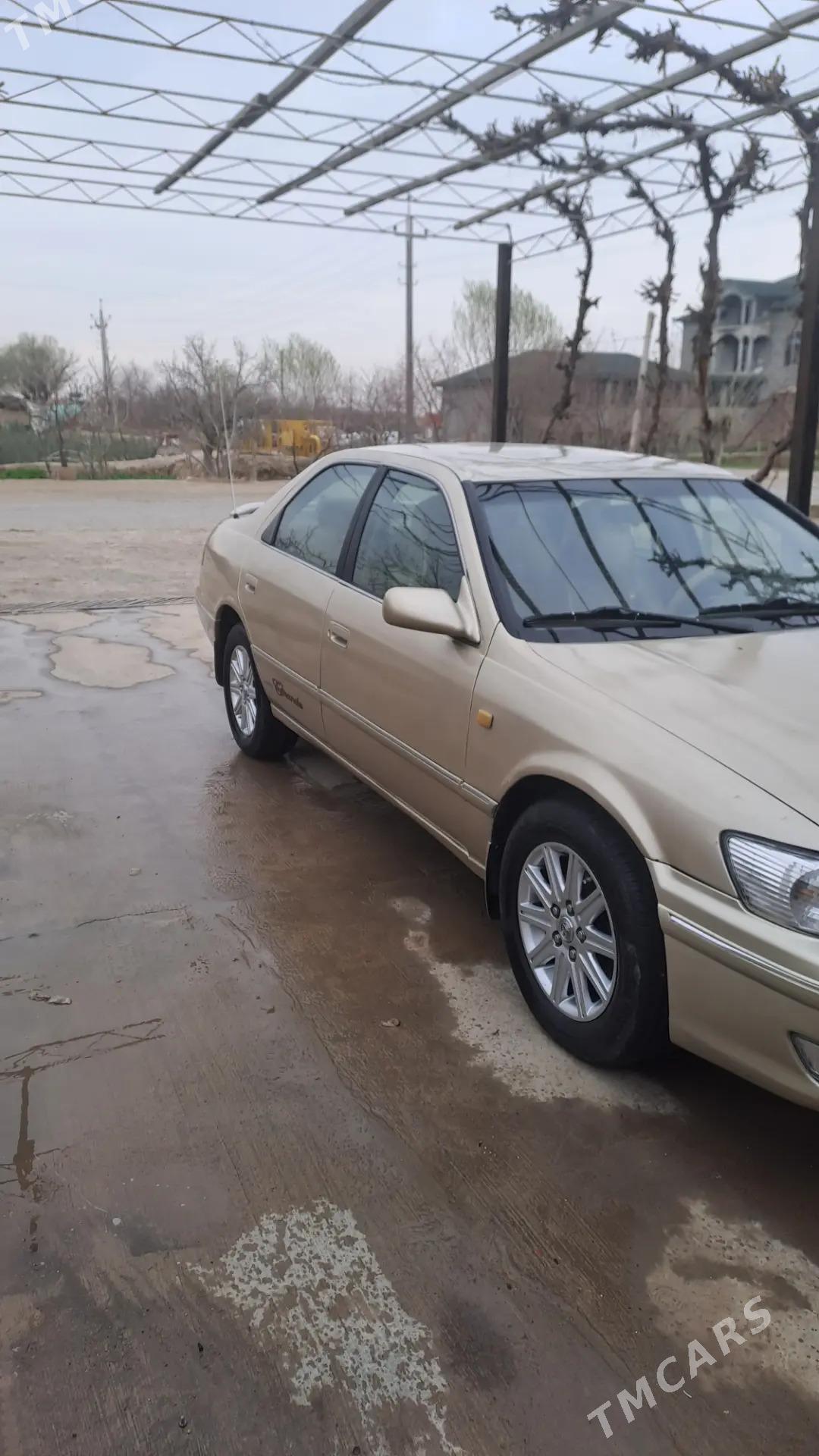 Toyota Camry 1998 - 145 000 TMT - Сакар - img 1