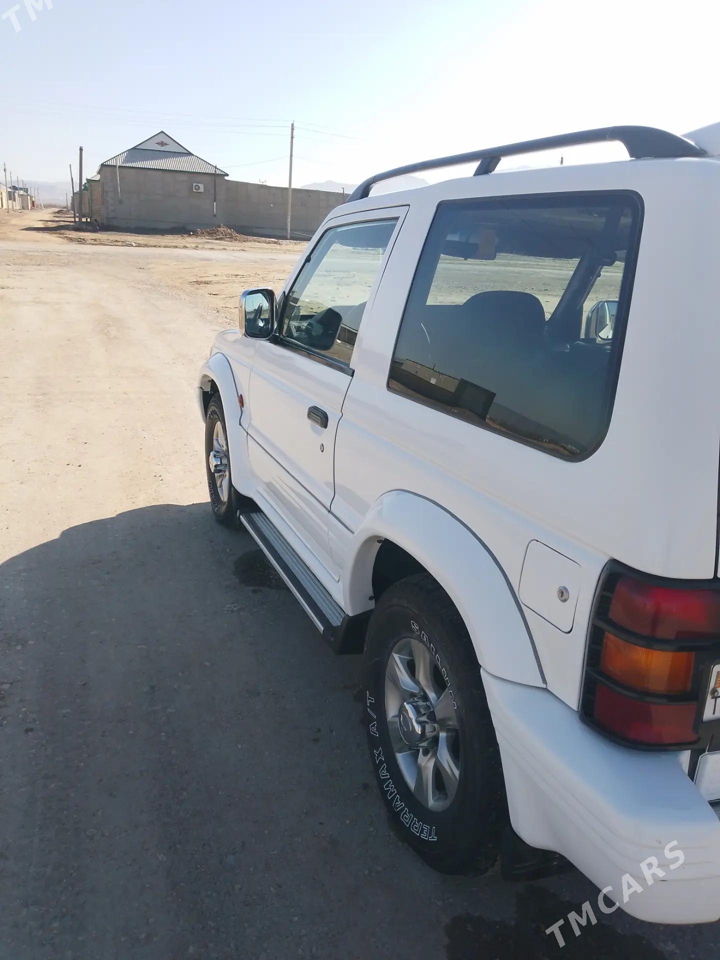 Mitsubishi Pajero 1993 - 65 000 TMT - Гызыларбат - img 1