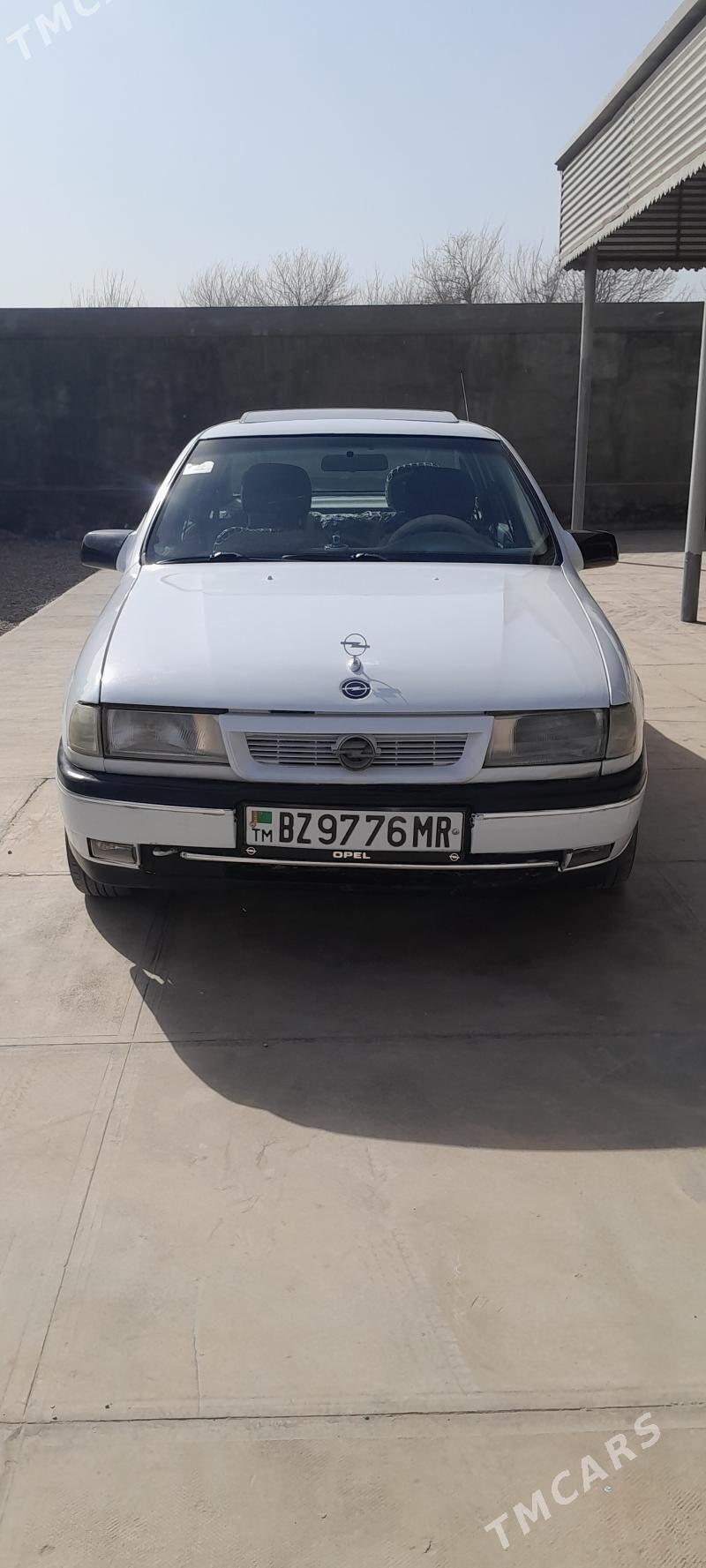 Opel Vectra 1988 - 50 000 TMT - Байрамали - img 1