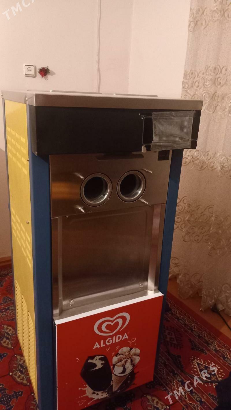 Marožny aparat - Büzmeýin - img 1