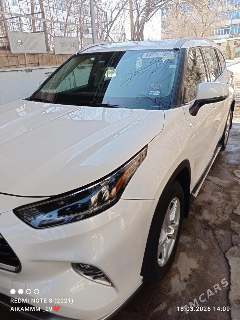 Toyota Highlander 2022 - 560 000 TMT - Дашогуз - img 1