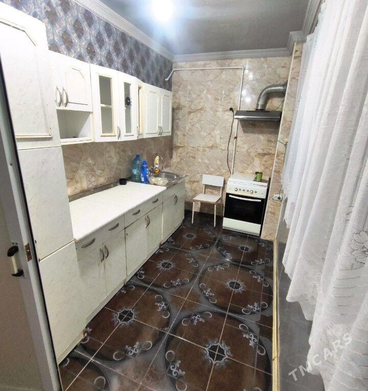 Arenda kwartira 208kw - Балканабат - img 1