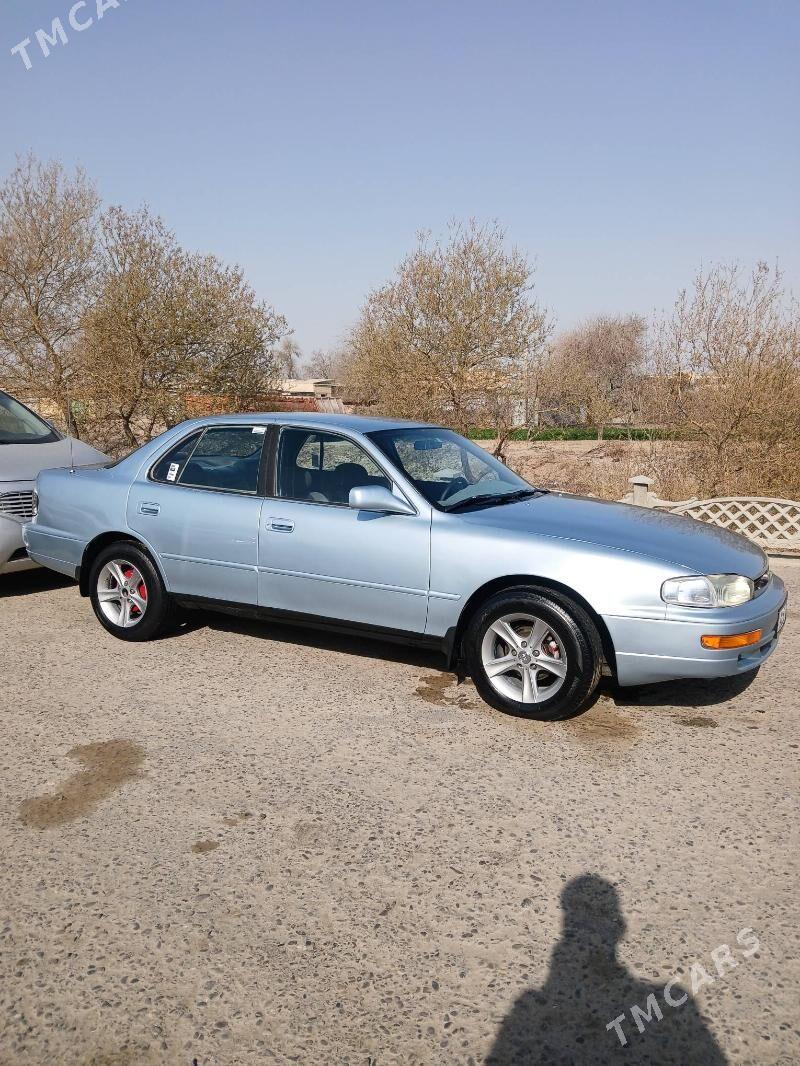 Toyota Camry 1993 - 100 000 TMT - Мары - img 1