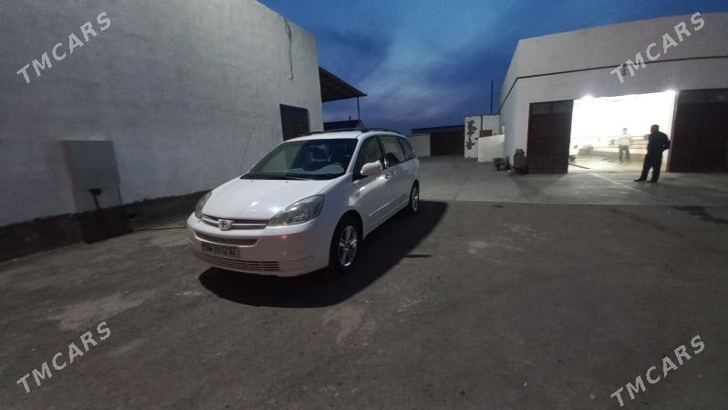 Toyota Sienna 2004 - 250 000 TMT - Daşoguz - img 1