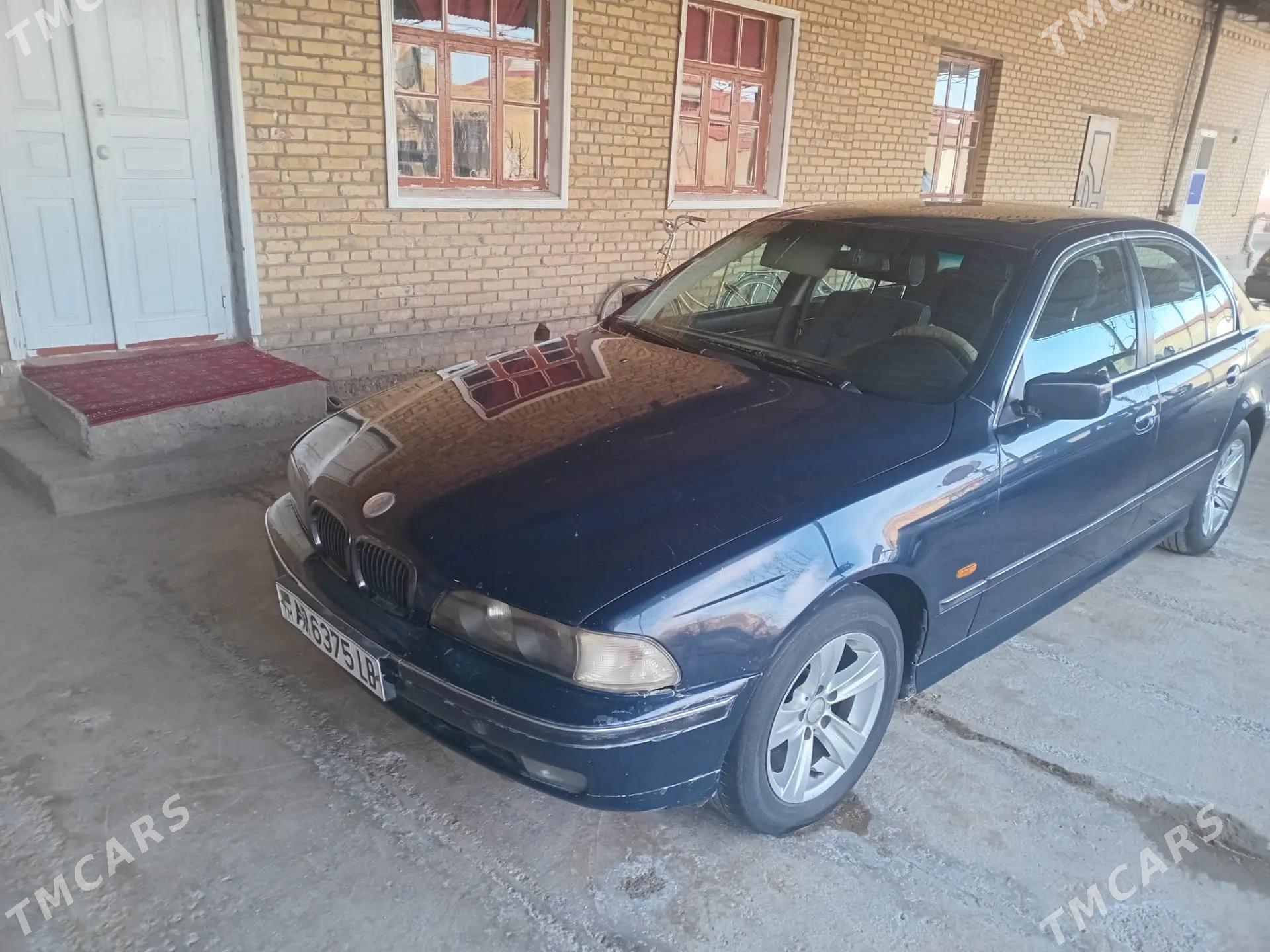 BMW 5 Series 2000 - 100 000 TMT - Türkmenabat - img 1