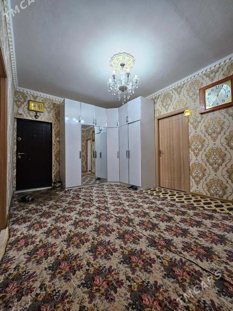 Mir 7/3 3kom kwadrat prihojka - Мир 7 - img 1