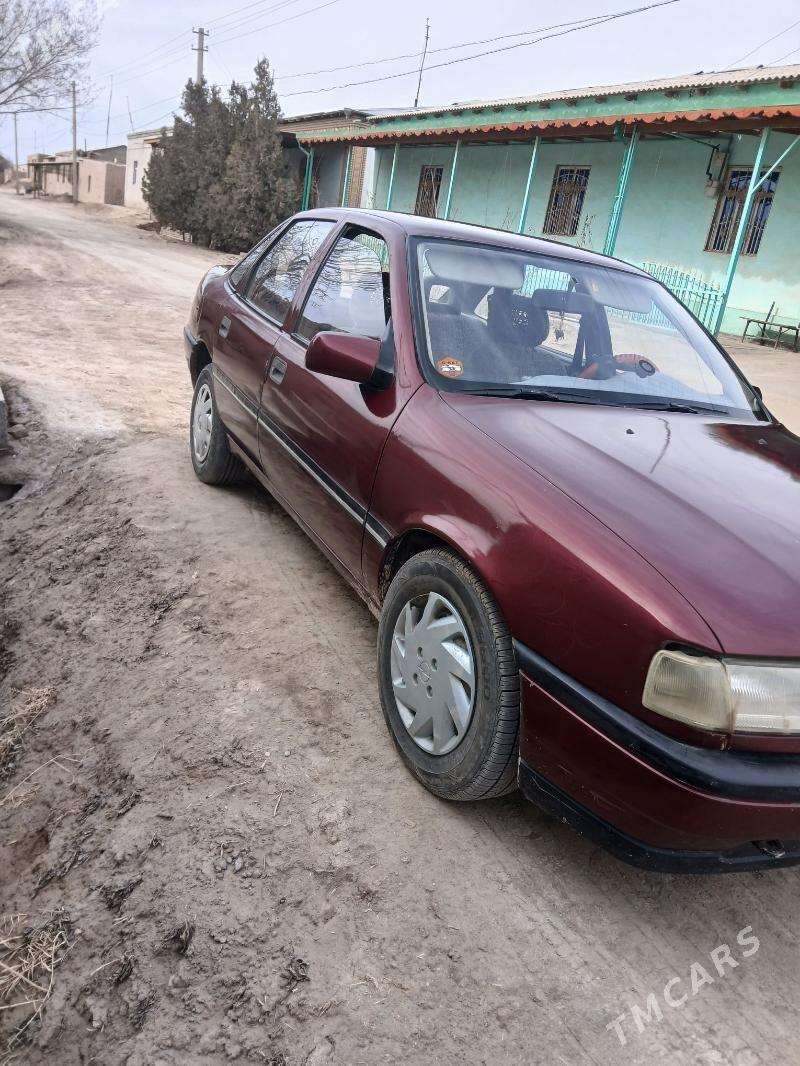 Opel Vectra 1991 - 43 000 TMT - Gurbansoltan Eje - img 1