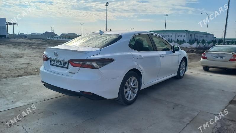 Toyota Camry 2021 - 235 000 TMT - Мургап - img 1
