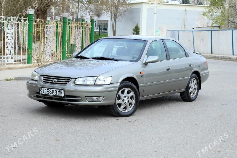 Toyota Camry 2000 - 169 000 TMT - Мары - img 1