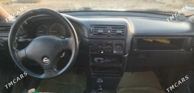 Opel Vectra 1990 - 30 000 TMT - Мургап - img 1