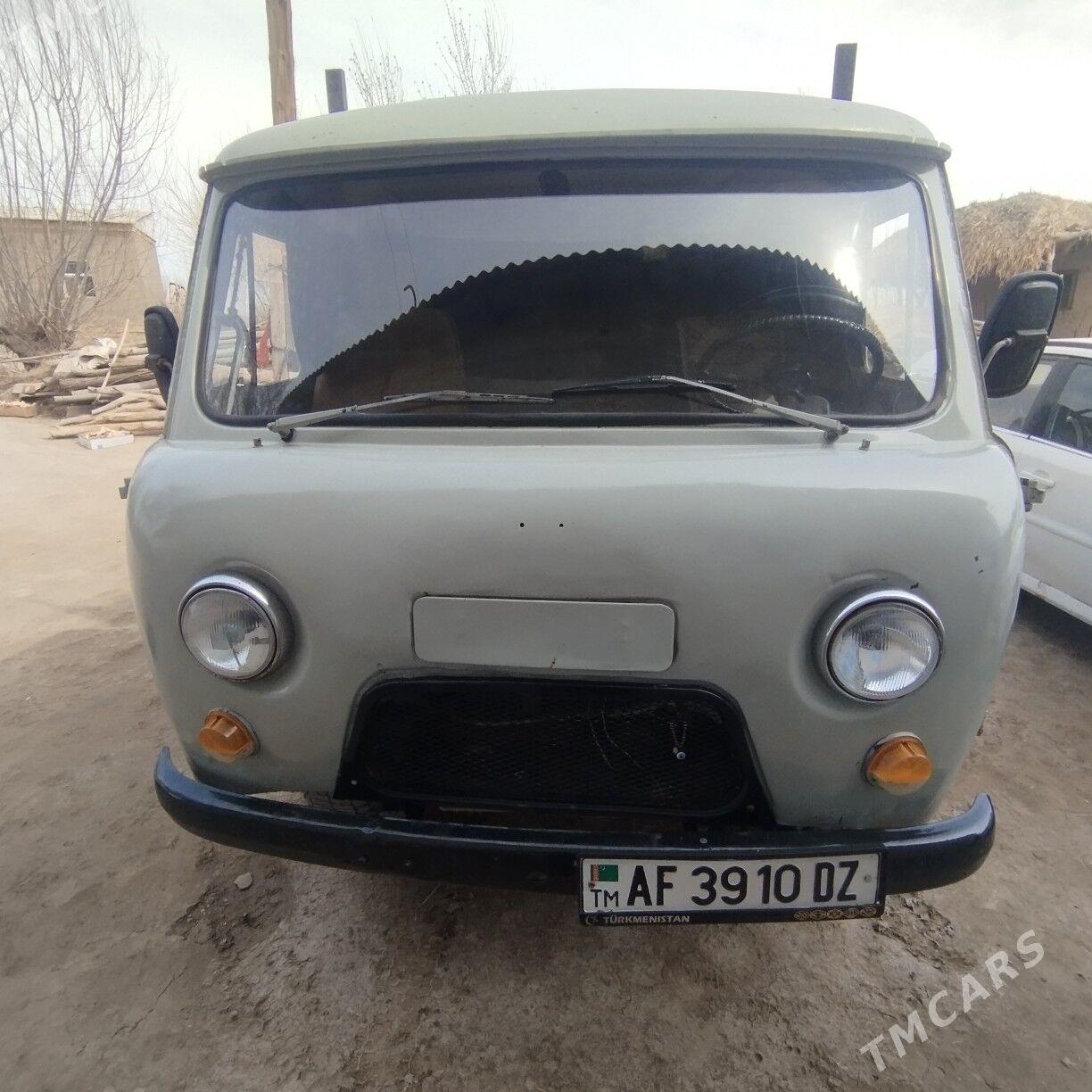 UAZ 452 1984 - 50 000 TMT - Гурбансолтан Едже - img 1