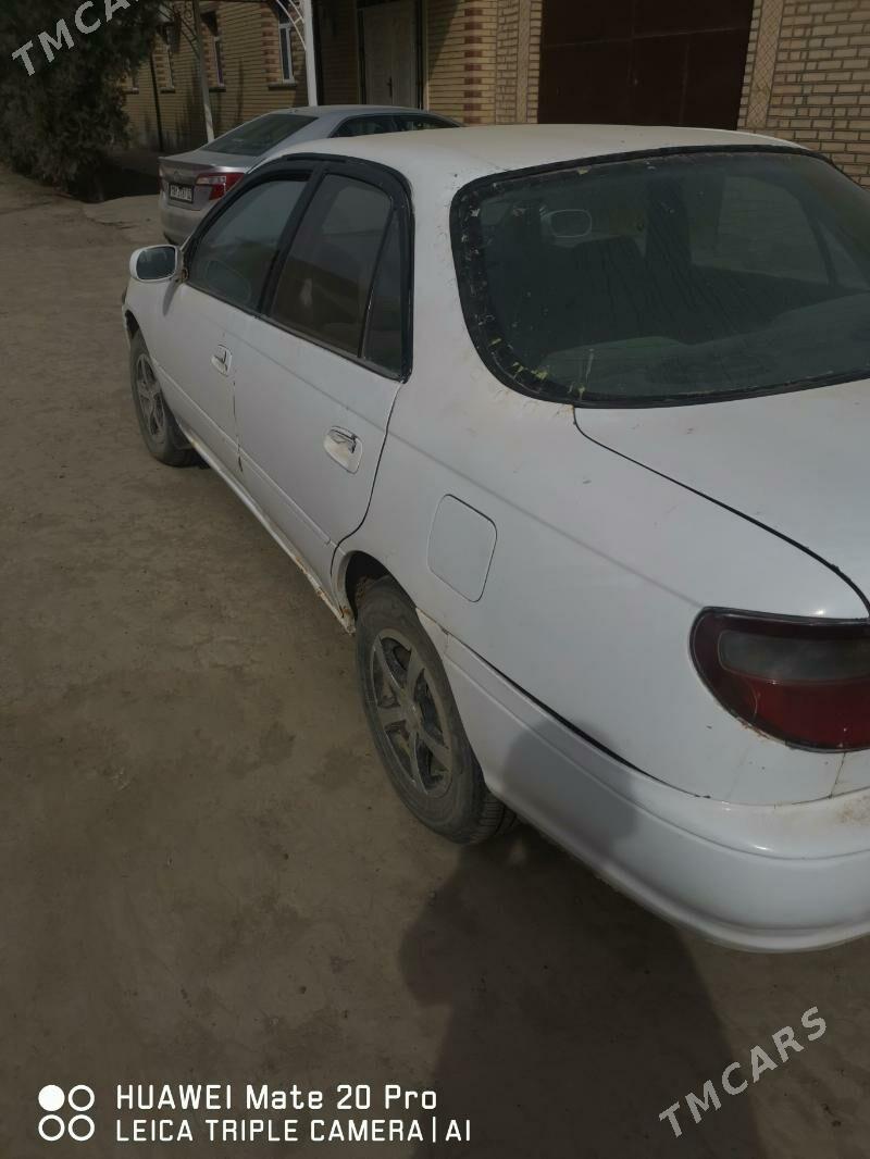 Toyota Carina 1993 - 40 000 TMT - Кёнеургенч - img 1