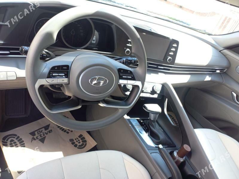 Hyundai Elantra 2023 - 270 000 TMT - 11 mkr - img 1